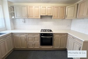 Kitchen- click for photo gallery